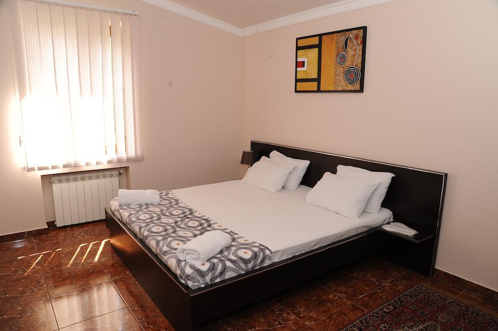 Villa 29 Erevan Cameră foto